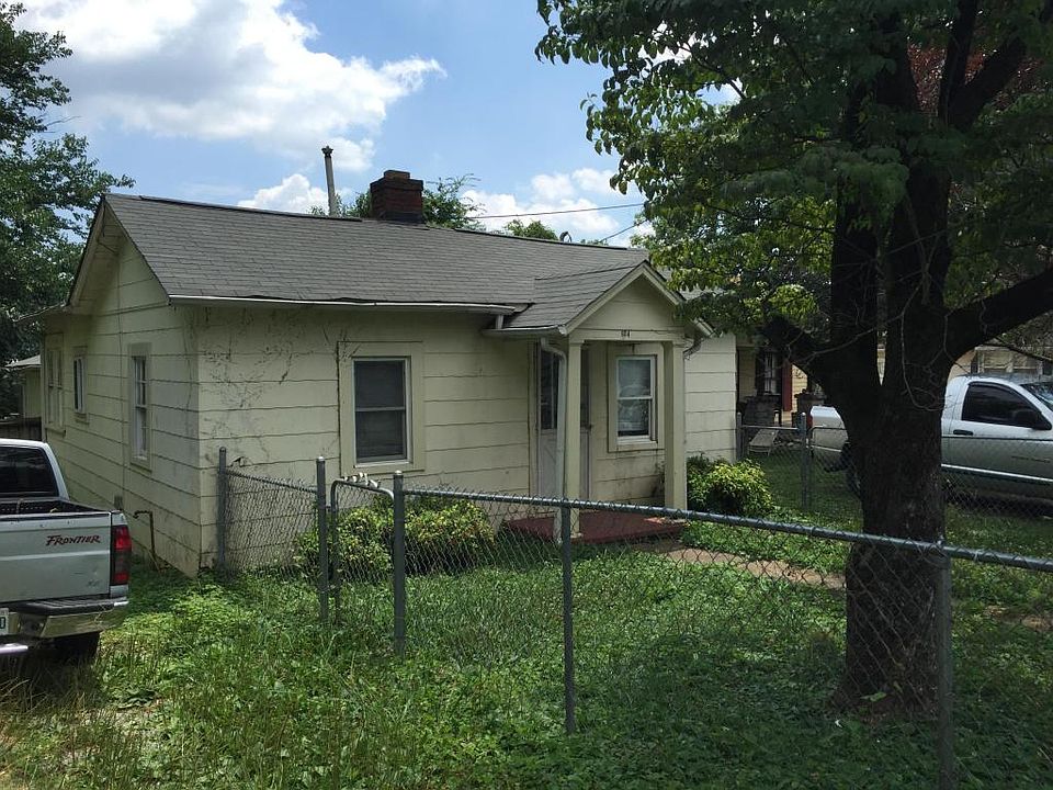 1st image of 604 Victory St