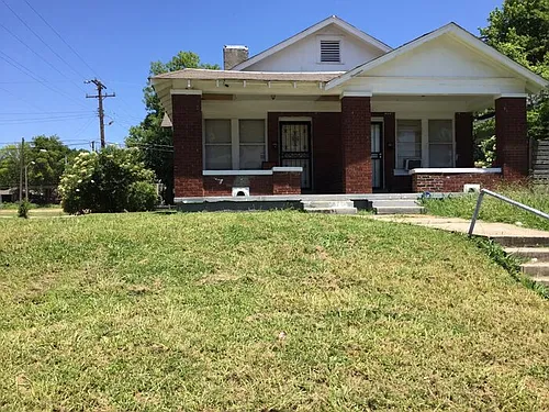 1066 Greenlaw Ave Photo 1