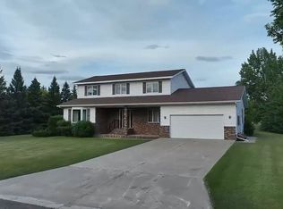 606 4th St W, Ada, MN 56510