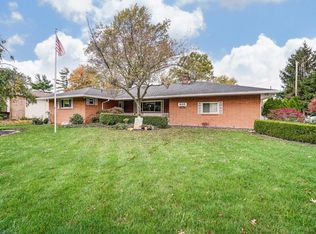 935 Lornaberry Ln, Columbus, OH 43213