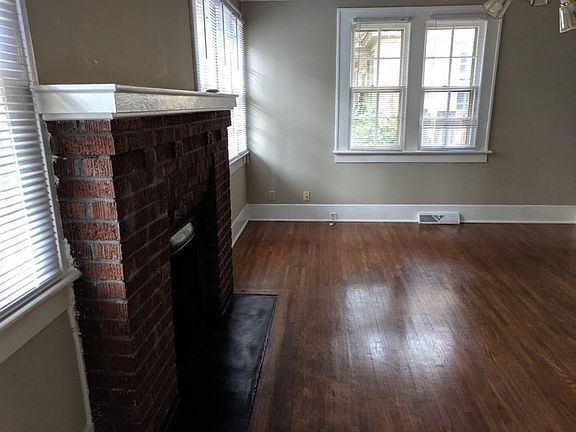 4th image of 723 Connecticut Ave #A
