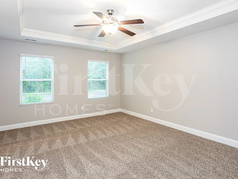 9006 Evans Woods Dr — Photo 7