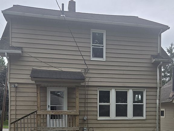 3rd image of 4828 Rockwood Rd