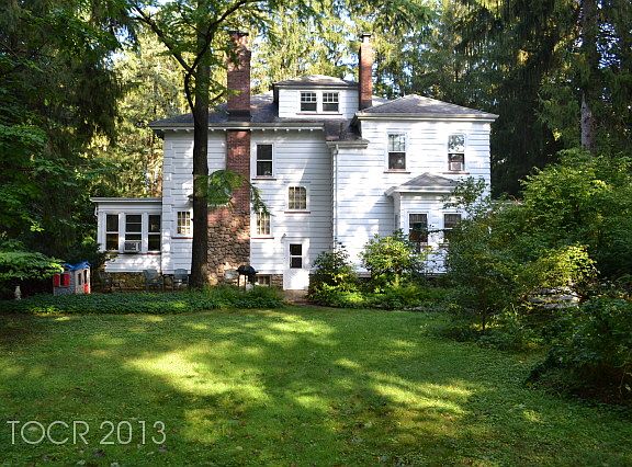 2nd image of 380 Cedar Hill Ave
