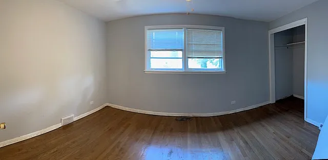 8635 S Burnham Ave — Photo 3