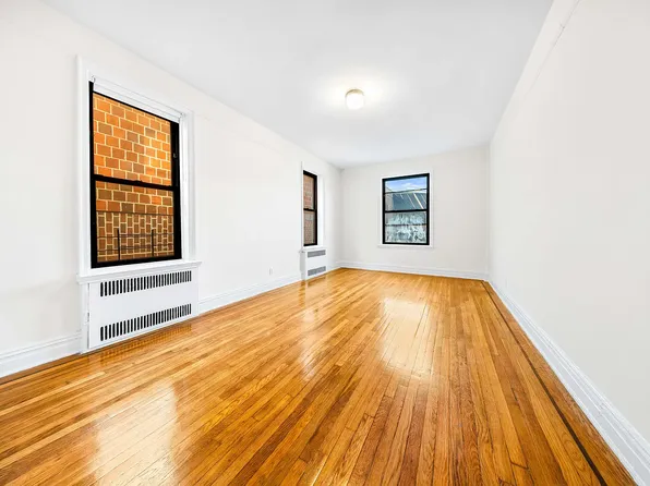 925 Prospect Pl APT 3M, Brooklyn, NY 11213