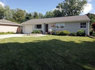 5204 Rowantree Pl, South Bend, IN 46619