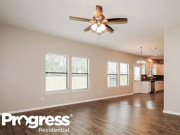 4th image of 18404 Sunrise Oaks Ct