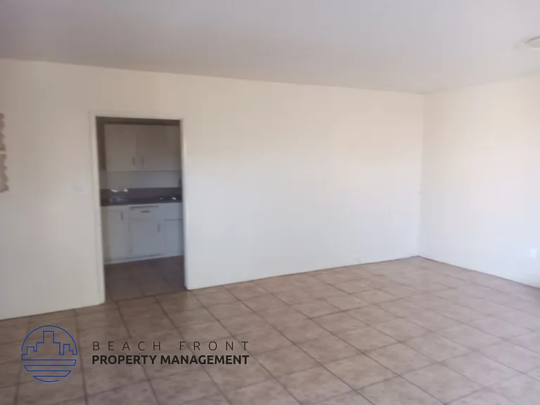 2609 Voorhees Ave — Photo 22