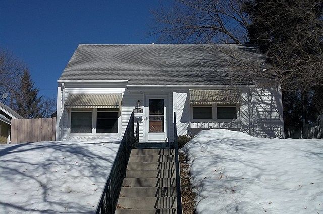 1st image of 1701 Minnehaha Ave E