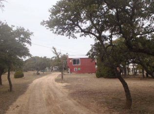 291 Fallen Oaks Dr, Harper, TX 78631