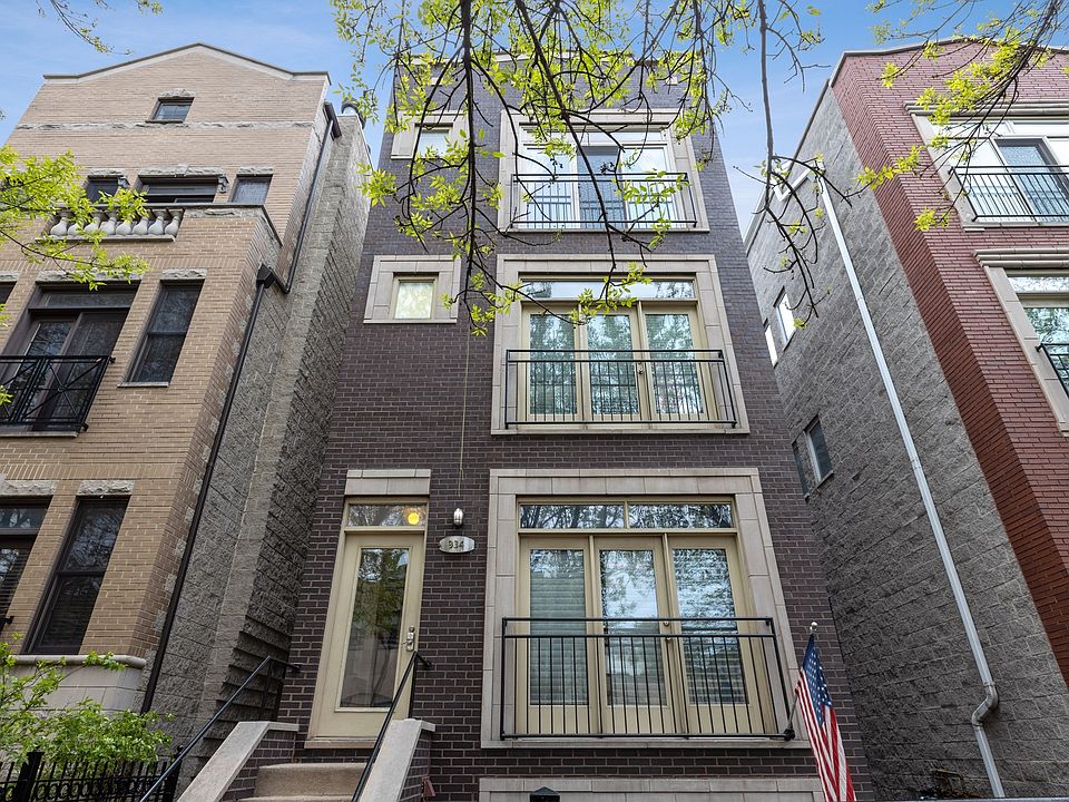 1st image of 934 N Wood St #3