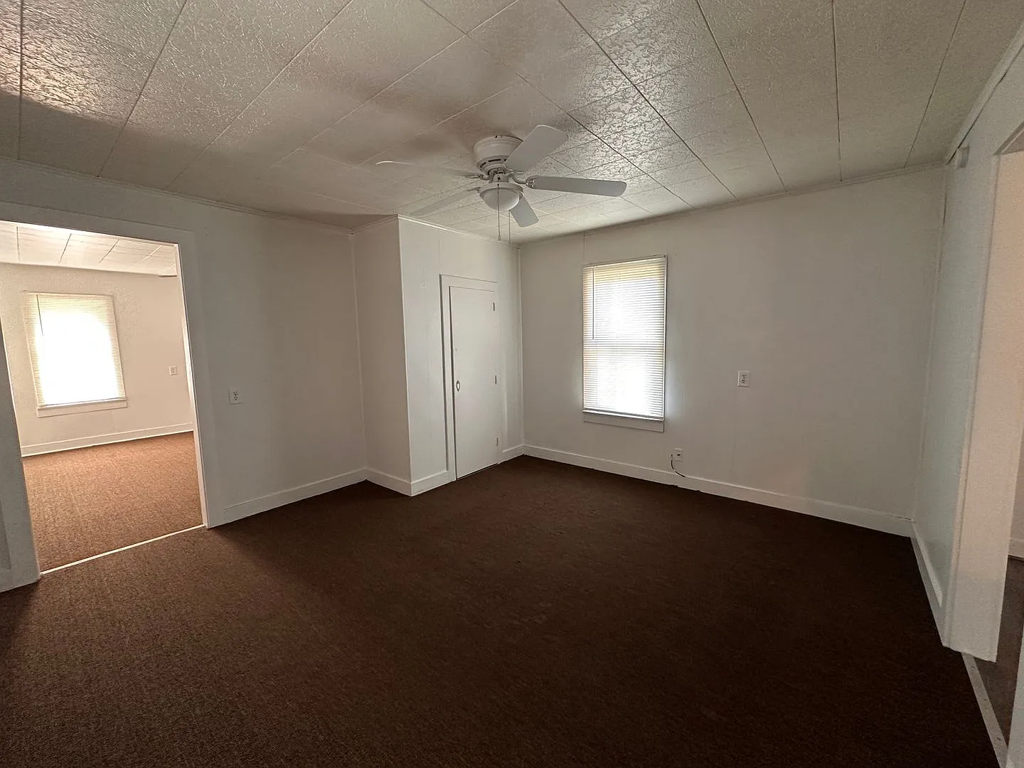 Elgin Home — Photo 3