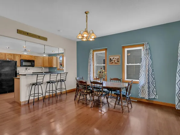 315 Elm St S, Sauk Centre, MN 56378