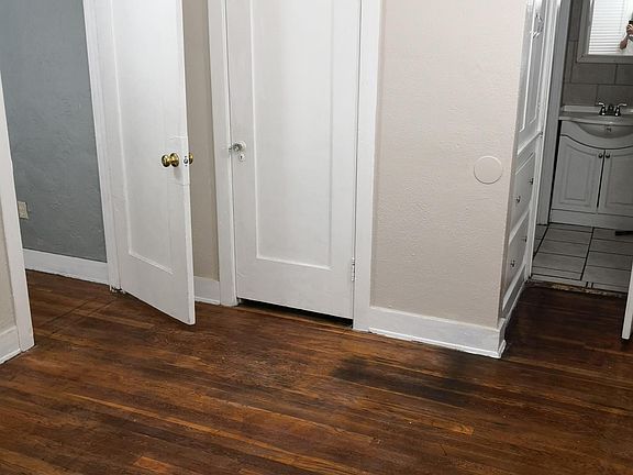 4th image of 255 San Francisco Ave #2