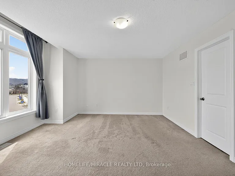 23 Pinot Cres #UPPER — Photo 29