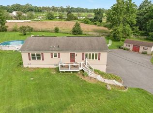 251 Oxford Rd, Chester, NY 10918