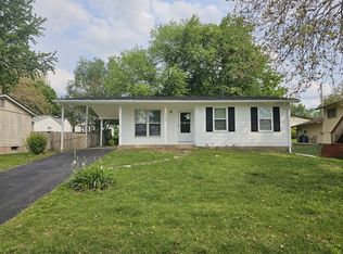 5024 Tulip Tree Ln, Hazelwood, MO 63042