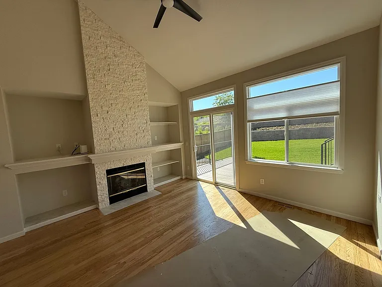 818 Spyglass Cir — Photo 11