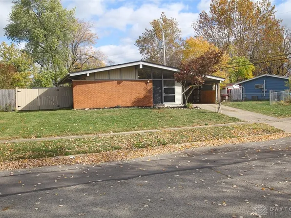358 Gramercy Dr, Dayton, OH 45431
