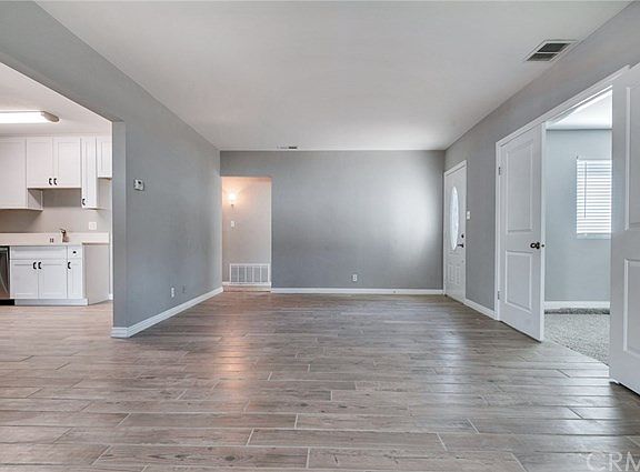 5th image of 19751 Katy St