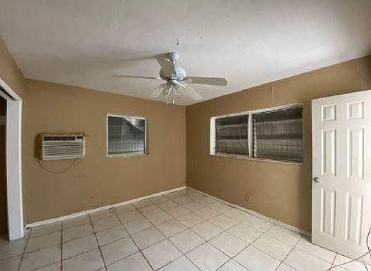 3rd image of 510 NW 147th St