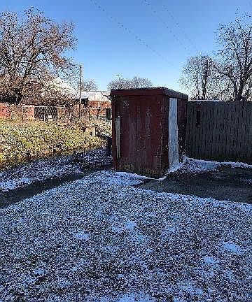 5th image of 4047 Essex Ct