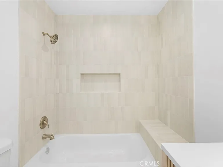 3020 E 3rd #9 — Photo 15