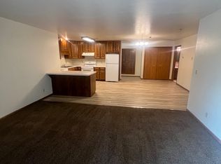 300 Alpine Dr #10, Shawano, WI 54166