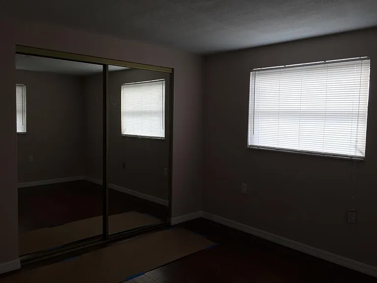 5204 Forest Hills Dr — Photo 16