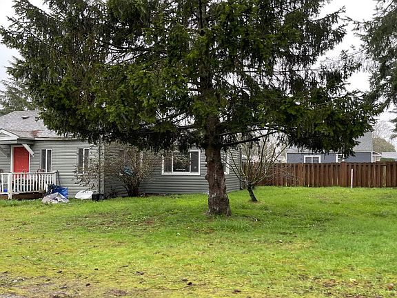 2nd image of 522 113th St S