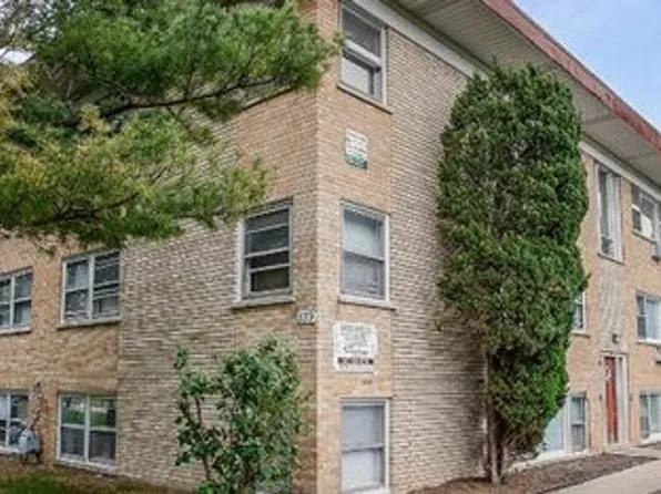 Churchview (331 Fullerton & 339 Fullerton), 331 E Fullerton Ave Unit 9, Addison, IL 60101
