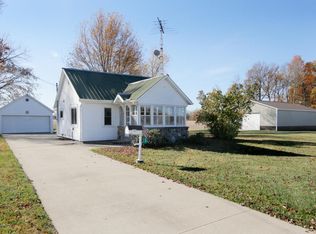 8220 R Dr S, Union City, MI 49094