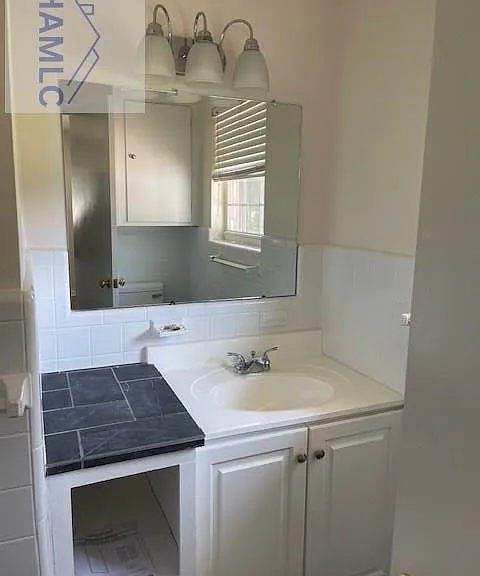 706 E Howard St #0 — Photo 15