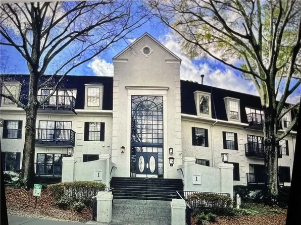 2219 Pine Heights Dr NE, Atlanta, GA 30324