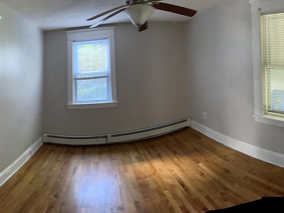 4th image of 71 S Quinsigamond Ave #1