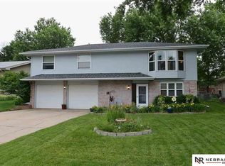 11717 Fowler Ave, Omaha, NE 68164