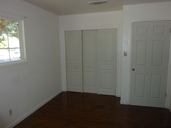 4th image of 4121 N Pershing Ave