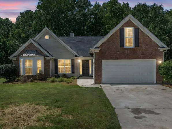 1290 Silverstone Trl, Jonesboro, GA 30238
