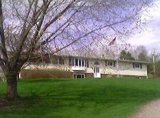 580 Skunk Hollow Rd, La Crescent, MN 55947