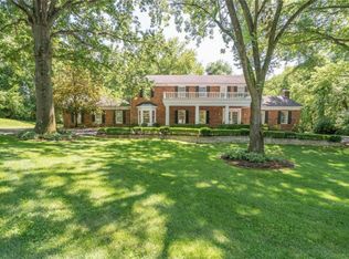 2 Huntleigh Trails Ln, Saint Louis, MO