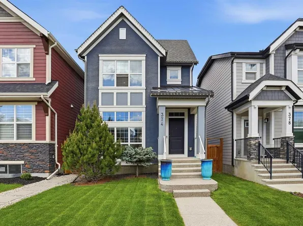 374 S Masters Rd SE, Calgary, AB T3M 2T4