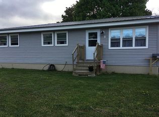 11 Union St, East Millinocket, ME 04430