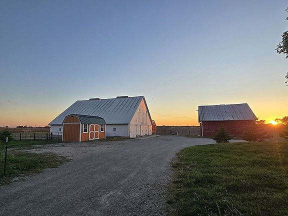 5th image of 8919 Cunniff Rd