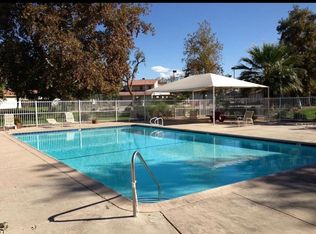 402 Tava Ln, Palm Desert, CA 92211