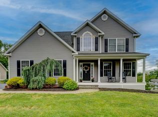 8 Georgini Dr, Berlin, CT 06037