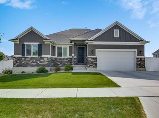 2927 N Parkridge Dr, Lehi, UT 84043