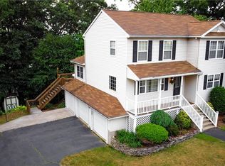 1 Woodcrest Dr, Waterbury, CT 06708