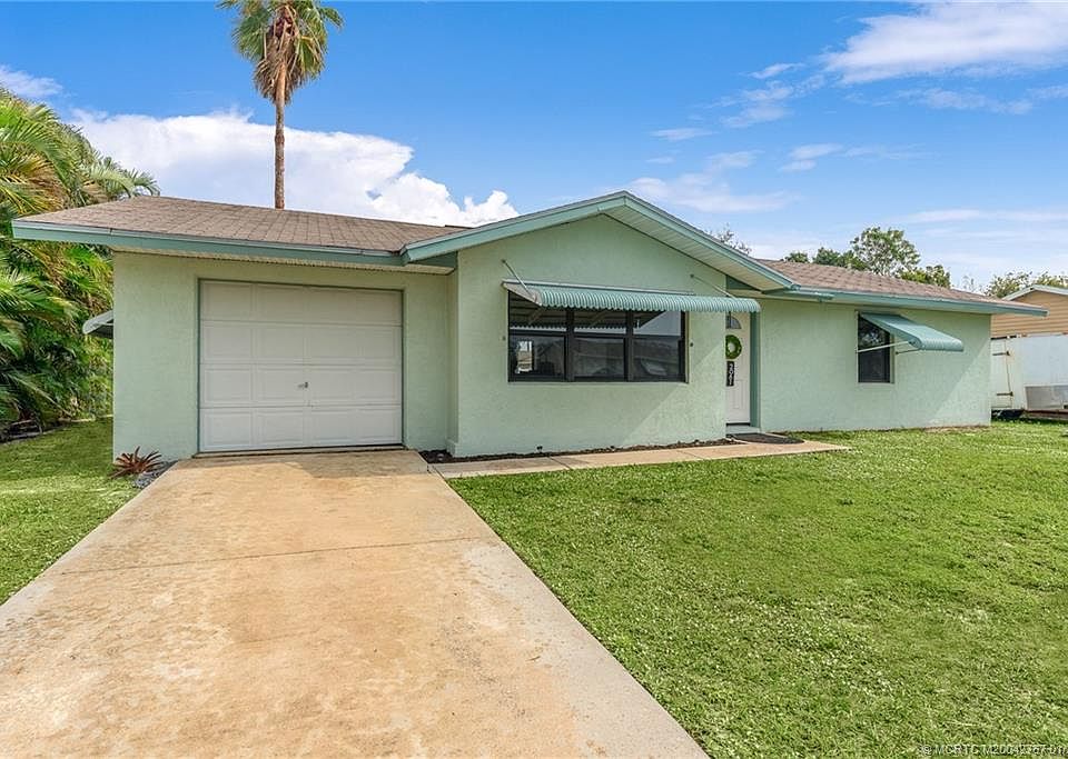 1st image of 2081 SW Cameo Blvd
