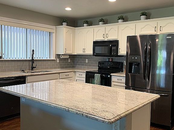 5th image of 8553 E Desert Ln